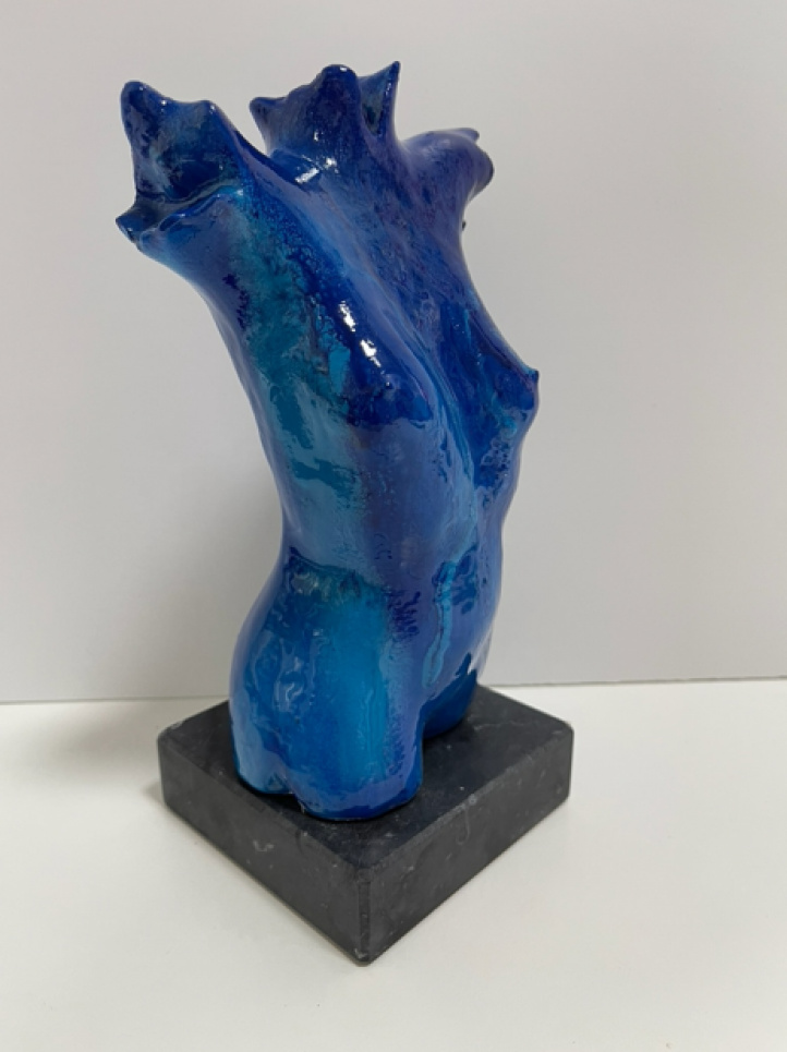 Petite Fleur Bleue i gruppen Konstgalleri / Tekniker / Skulptur hos NOA Gallery (100014_torso)